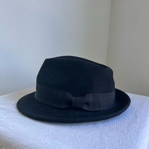 H&M black hat size large